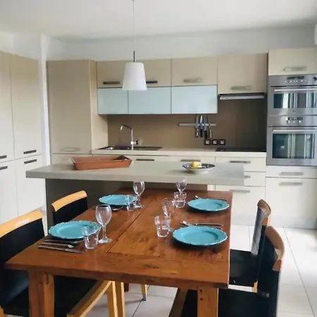 Sunny Charming Heart Of *